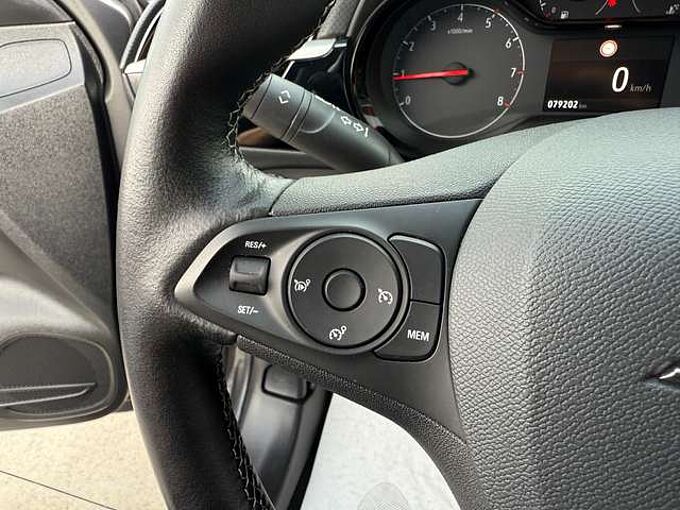 Opel Corsa 1.2i NAVIGATIE CARPLAY BLUETOOTH PDC AIRCO CARPASS