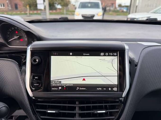 Peugeot 2008 1.2i PURETECH 83PK NAVIGATIE CARPLAY BLUETOOTH A/C