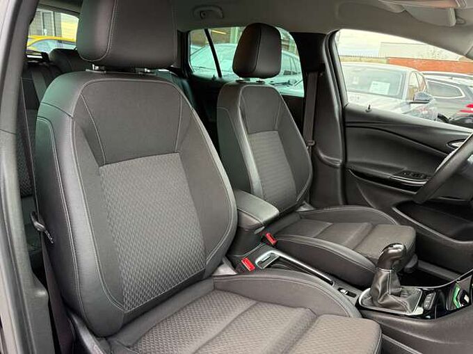 Opel Astra 1.0I TOURER NAVIGATIE LEDER CARPLAY PDC BLUETOOTH