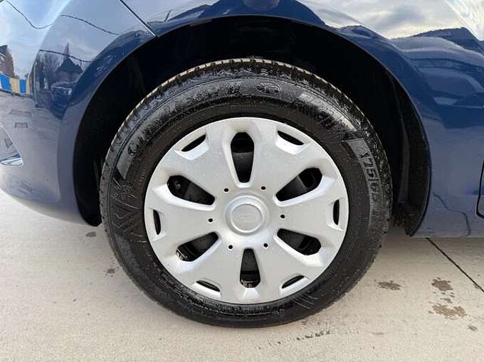 Ford Fiesta 1.2i 60PK SLECHTS 41900KM CARPASS 1 JAAR GARANTIE