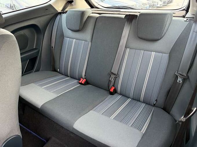 Ford Fiesta 1.2i 60PK SLECHTS 41900KM CARPASS 1 JAAR GARANTIE