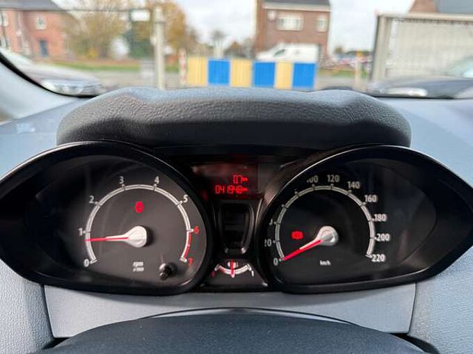 Ford Fiesta 1.2i 60PK SLECHTS 41900KM CARPASS 1 JAAR GARANTIE