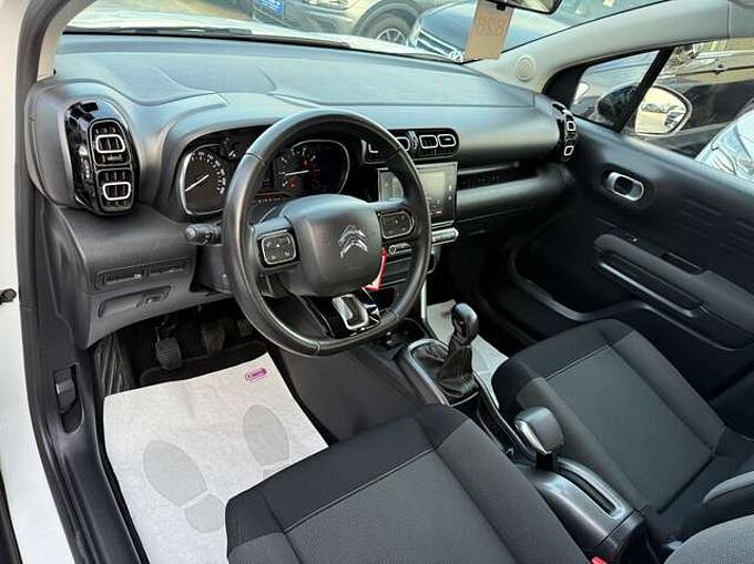 Citroen C3 Aircross 1.2i 82PK BLUETOOTH AIRCO TREKHAAK CARPASS LED