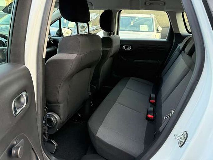 Citroen C3 Aircross 1.2i 82PK BLUETOOTH AIRCO TREKHAAK CARPASS LED