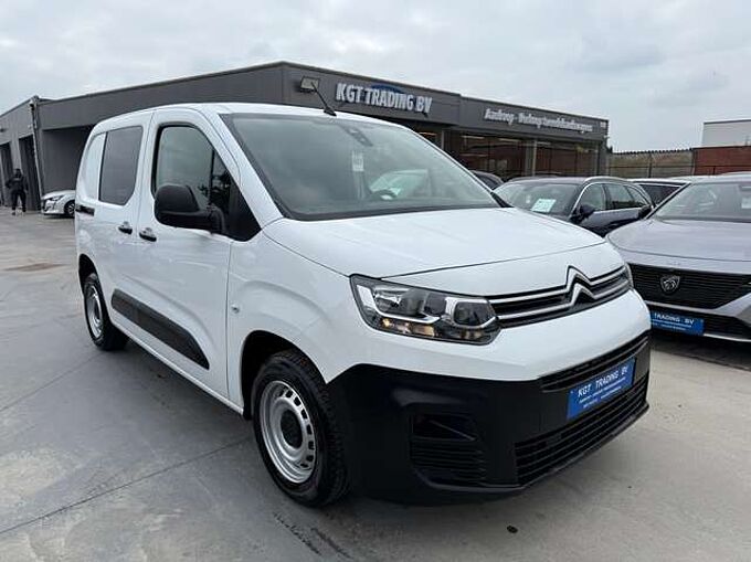 Citroen Berlingo 1.2i PURETECH LICHTE VRACHT DAB BLUETOOTH PDC A/C
