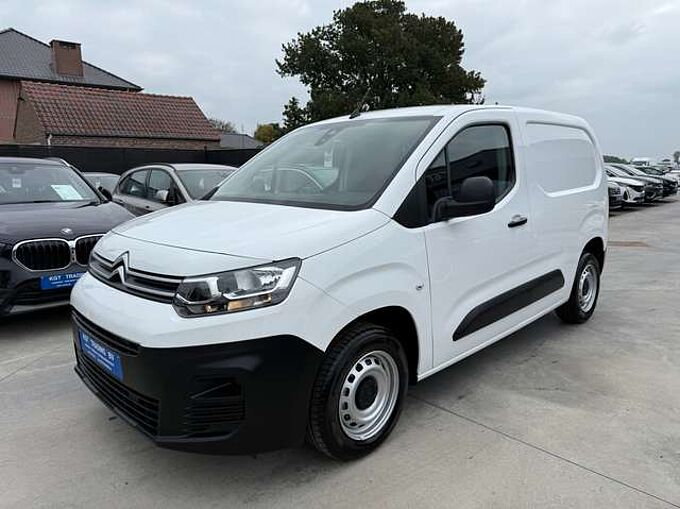 Citroen Berlingo 1.2i PURETECH LICHTE VRACHT DAB BLUETOOTH PDC A/C
