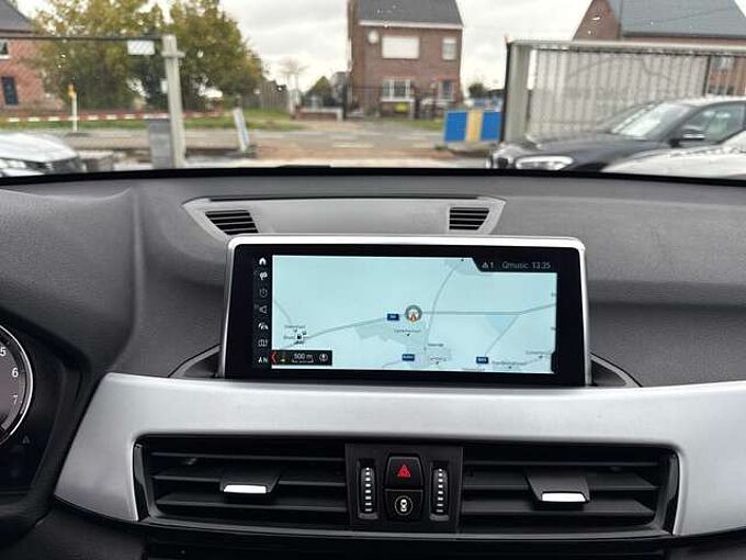 BMW X1 1.5i 136PK AUTOMAAT FACELIFT NAVIGATIE DAB LED PDC