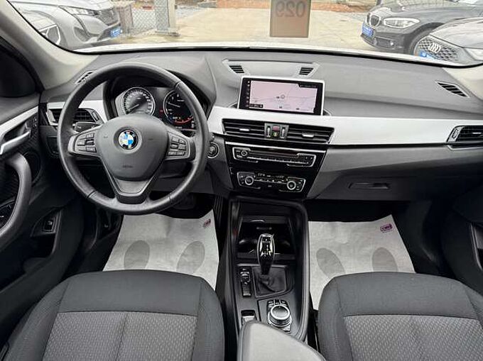 BMW X1 1.5i 136PK AUTOMAAT FACELIFT NAVIGATIE DAB LED PDC