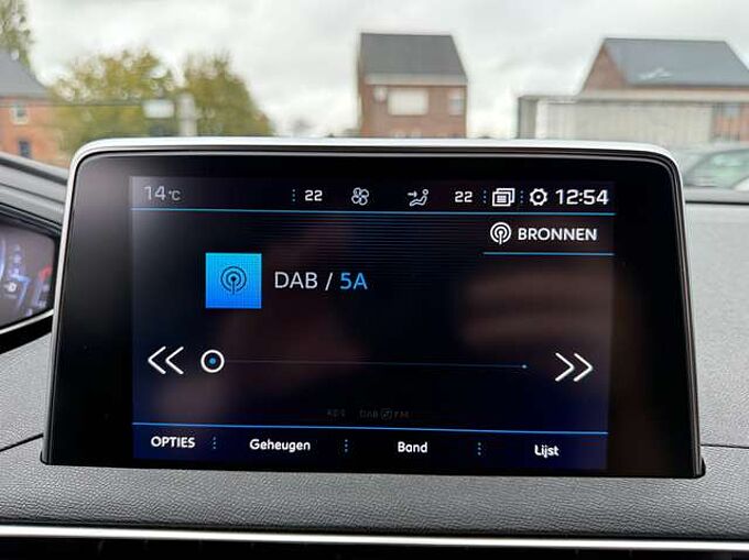 Peugeot 5008 1.2i 130PK NAVIGATIE CAMERA CARPLAY DAB ZETELVERWA