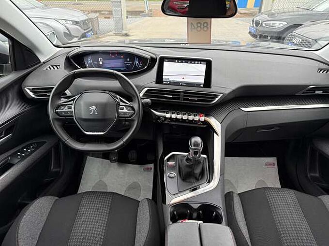 Peugeot 5008 1.2i 130PK NAVIGATIE CAMERA CARPLAY DAB ZETELVERWA