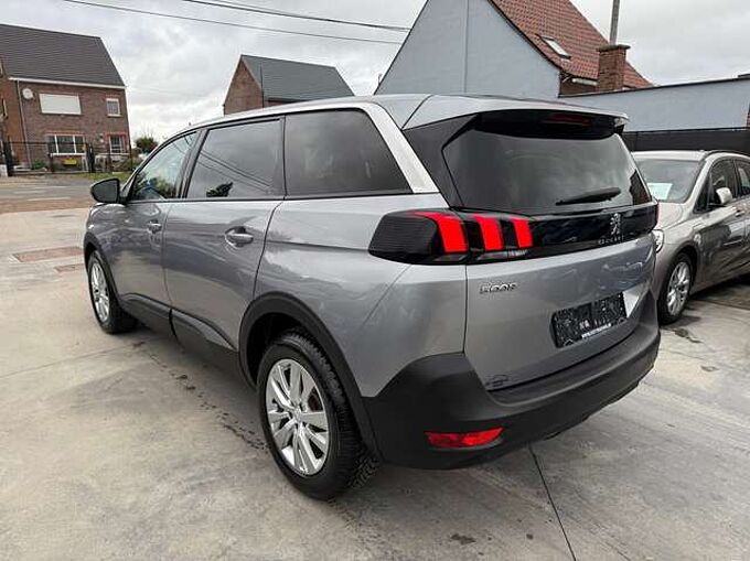 Peugeot 5008 1.2i 130PK NAVIGATIE CAMERA CARPLAY DAB ZETELVERWA