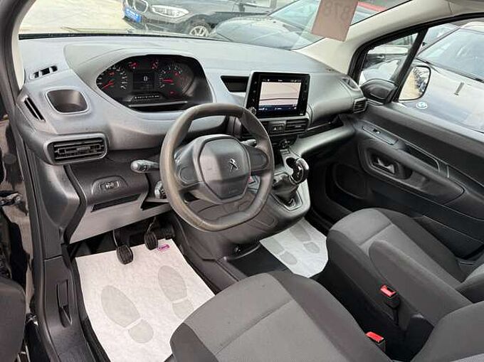 Peugeot Partner 1.5 BLUEHDI NAVIGATIE CARPLAY BLUETOOTH PDC AIRCO