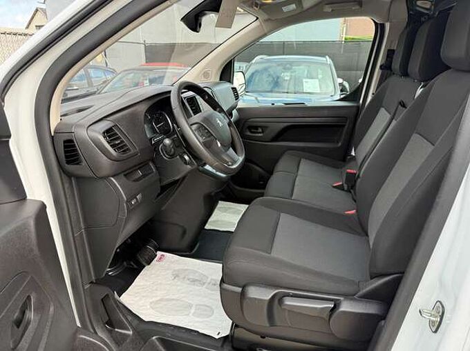 Peugeot Expert 2.0 BLUEHDI 145PK AUTOMAAT 3 ZIT NAVI CAMERA PDC