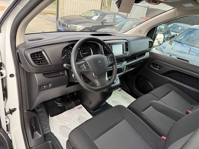 Peugeot Expert 2.0 BLUEHDI 145PK AUTOMAAT 3 ZIT NAVI CAMERA PDC