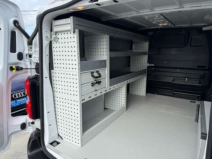 Peugeot Expert 2.0 BLUEHDI 145PK AUTOMAAT 3 ZIT NAVI CAMERA PDC