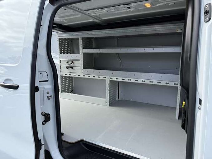 Peugeot Expert 2.0 BLUEHDI 145PK AUTOMAAT 3 ZIT NAVI CAMERA PDC