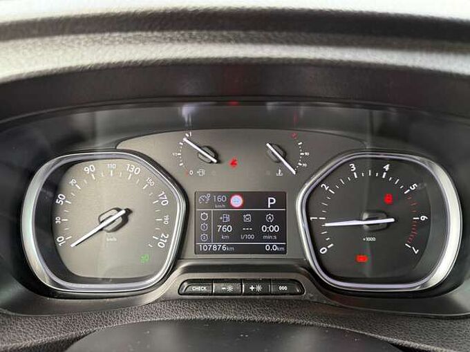 Peugeot Expert 2.0 BLUEHDI 145PK AUTOMAAT 3 ZIT NAVI CAMERA PDC