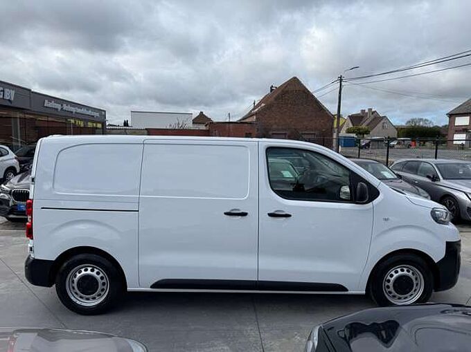 Peugeot Expert 2.0 BLUEHDI 145PK AUTOMAAT 3 ZIT NAVI CAMERA PDC