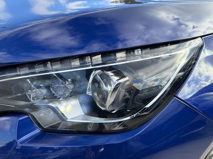 Peugeot 308 1.2i PURETECH SW GT-LINE NAVI LEDER PANO-DAK LED