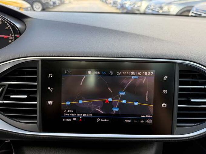 Peugeot 308 1.2i PURETECH SW GT-LINE NAVI LEDER PANO-DAK LED