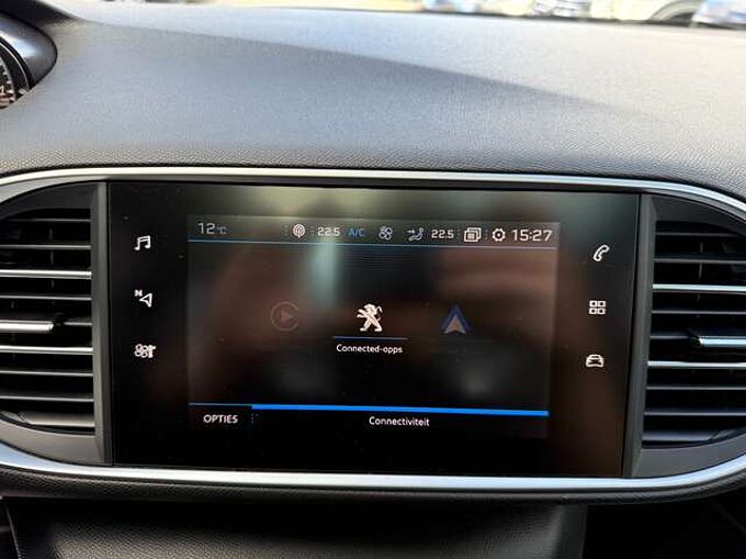 Peugeot 308 1.2i PURETECH SW GT-LINE NAVI LEDER PANO-DAK LED