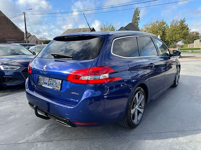 Peugeot 308 1.2i PURETECH SW GT-LINE NAVI LEDER PANO-DAK LED