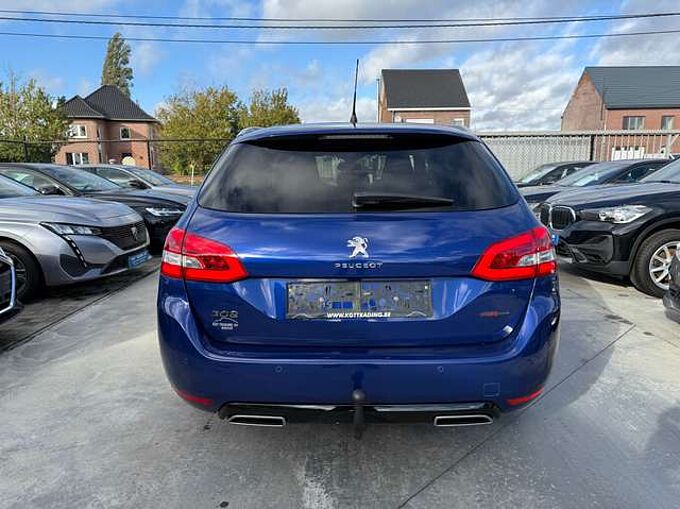 Peugeot 308 1.2i PURETECH SW GT-LINE NAVI LEDER PANO-DAK LED