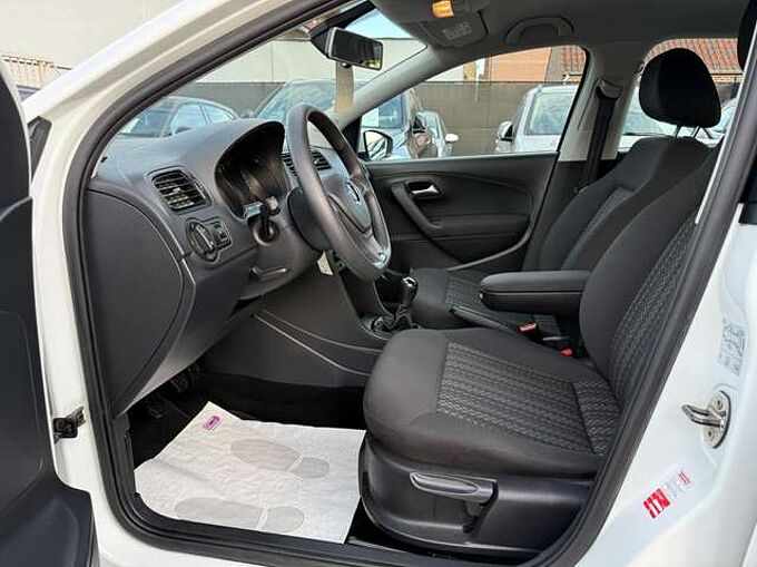 Volkswagen Polo 1.0i 75PK 5-DEURS BLUETOOTH PDC V+A AIRCO CARPASS