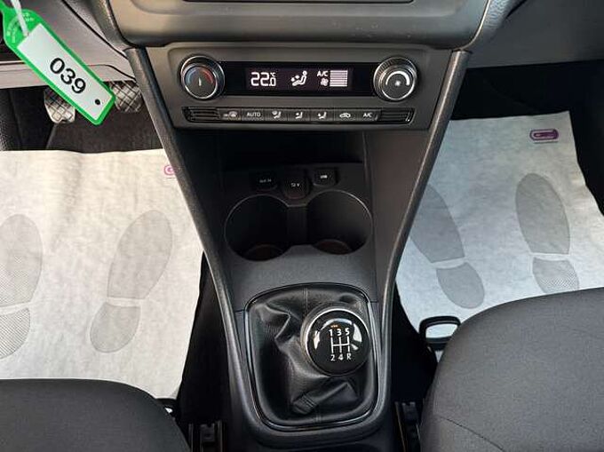 Volkswagen Polo 1.0i 75PK 5-DEURS BLUETOOTH PDC V+A AIRCO CARPASS