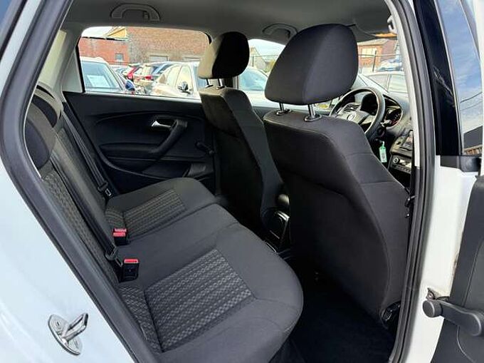 Volkswagen Polo 1.0i 75PK 5-DEURS BLUETOOTH PDC V+A AIRCO CARPASS