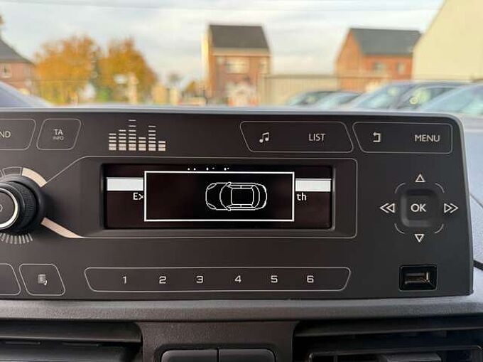 Peugeot Partner 1.5 BLUEHDI BLUETOOTH PDC AIRCO LICHTE VRACHT